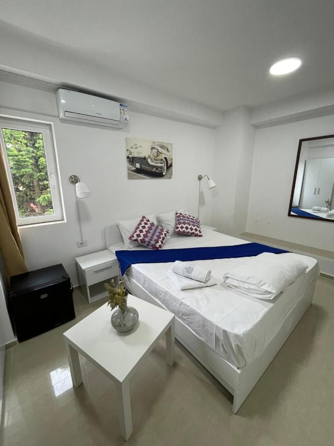 Hostal Tripoli Palace *