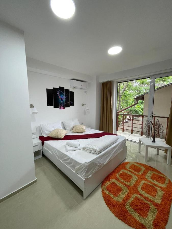 Tripoli Palace Hostal