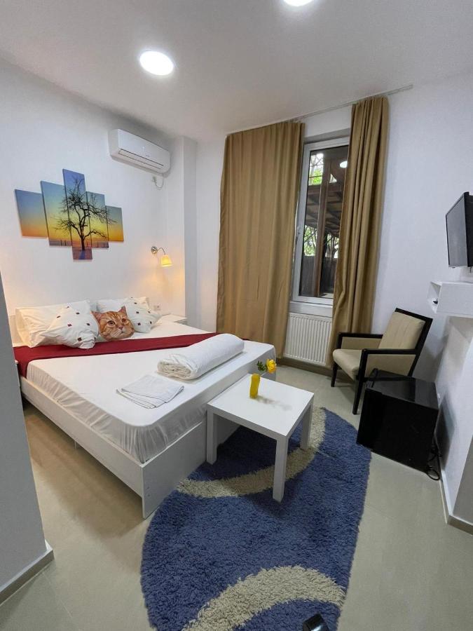 Tripoli Palace Hostal Bucarest