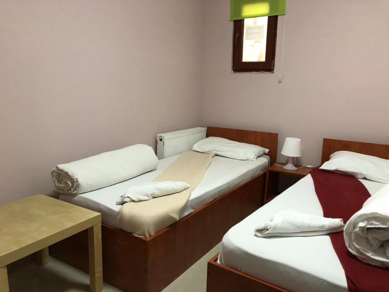 Tripoli Hostel *